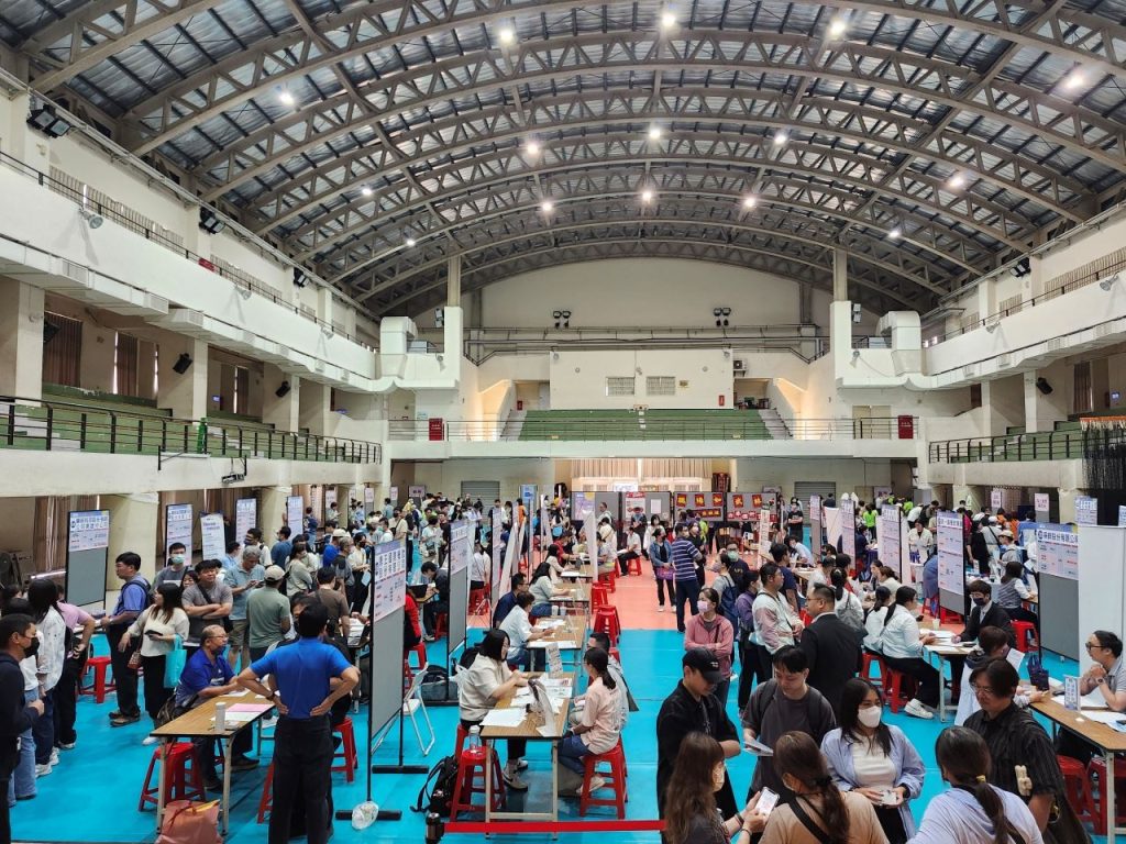 1150122 2%E5%8B%9E%E5%B7%A5%E5%B1%80 %E6%8B%9B%E5%95%86%E5%BC%95%E8%B3%87%E5%A5%8F%E6%95%88%E9%AB%98%E9%9B%84%E5%B8%82%E5%A4%B1%E6%A5%AD%E7%8E%87%E5%86%8D%E5%89%B5%E6%96%B0%E4%BD%8E%E5%B0%B1%E5%AE%89%E7%A7%91 3 0 1024x768 1