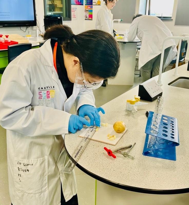 f106d735 2ad0 4762 8cdb 50a87d9d692f 176926628835898208502102943