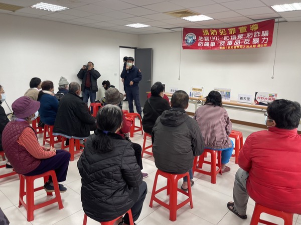 寒冬送暖迎新春 大溪警攜手宗教團體關懷39戶弱勢家庭 5 f 29294393 1