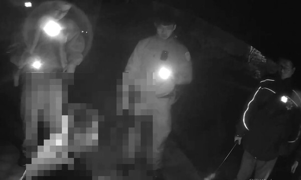 銀樓搶案9小時神速偵破!楊梅警兵分多路 擒獲犯嫌追查42萬金飾流向 4 f 29295832 1