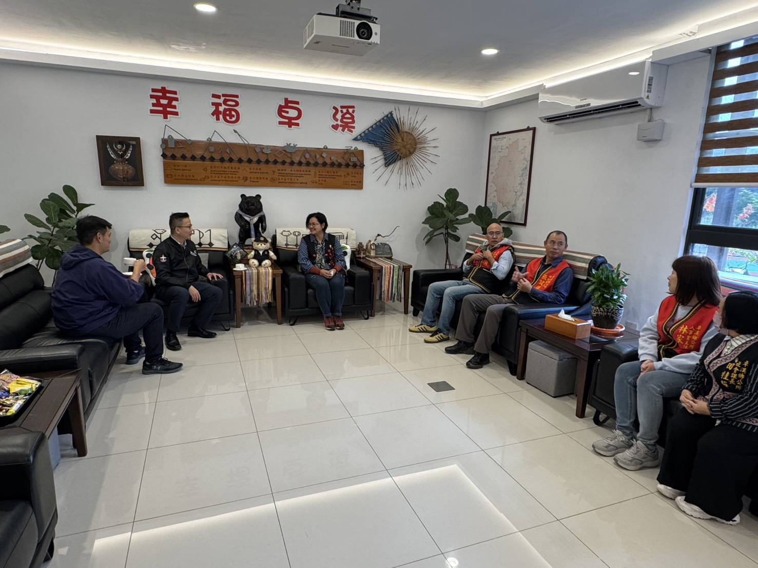 玉里警長履新深入地方 齊心守護幸福美好家園 8 1799603 0