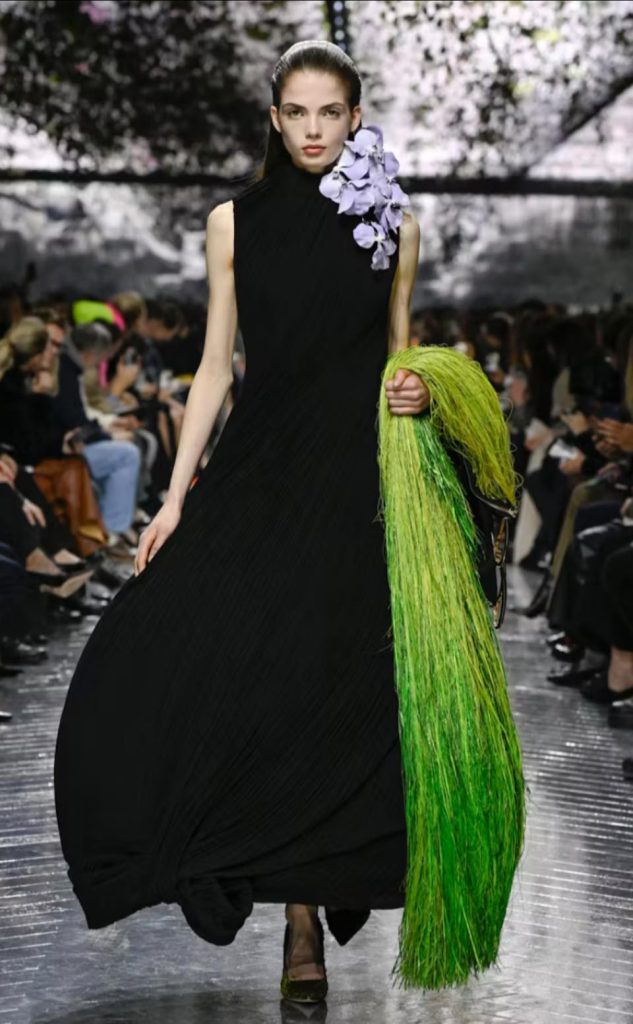 Haute Couture Dior%E9%AB%98%E7%B4%9A%E8%A8%82%E8%A3%BD00012 633x1024 1