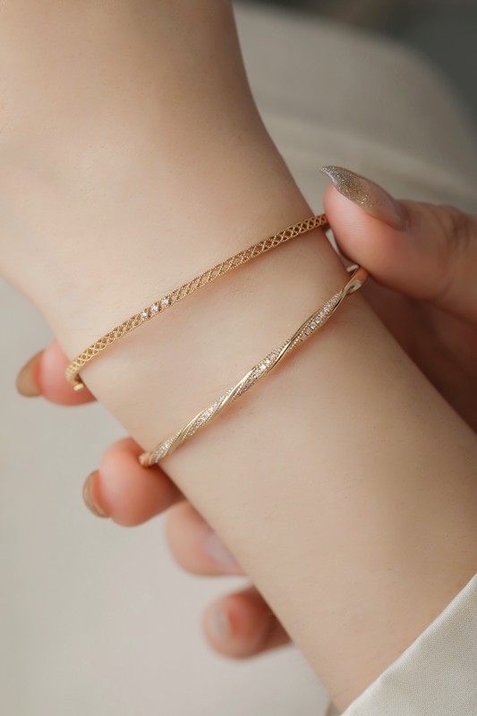 台灣光影化作指間日常 珠寶品牌CONVERGE HALATION「尋光」 以GIA工藝演繹靜奢美學 7 b9237964 2080 4037 a5d5 dbf89ec78a21 176957584420989315609109410