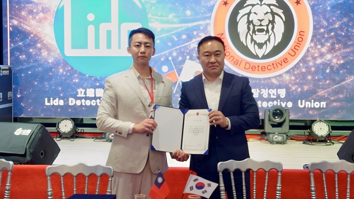 c9d303d1 edca 4b78 a9f2 552c87898bb5 1