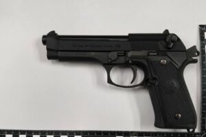 深夜把玩空氣槍引恐慌 中山警迅速查處法辦 4 MEITU 20260130 200049534 300x200 1