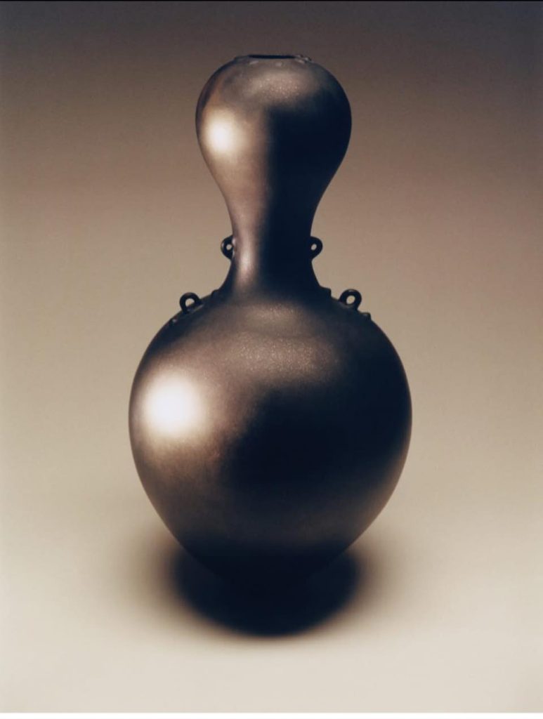 Screenshot - 報新聞 Mega News 2026 Dior%E9%99%B6%E7%93%B7%E7%9A%84%E5%BD%A2%E7%8B%8000001 773x1024 1