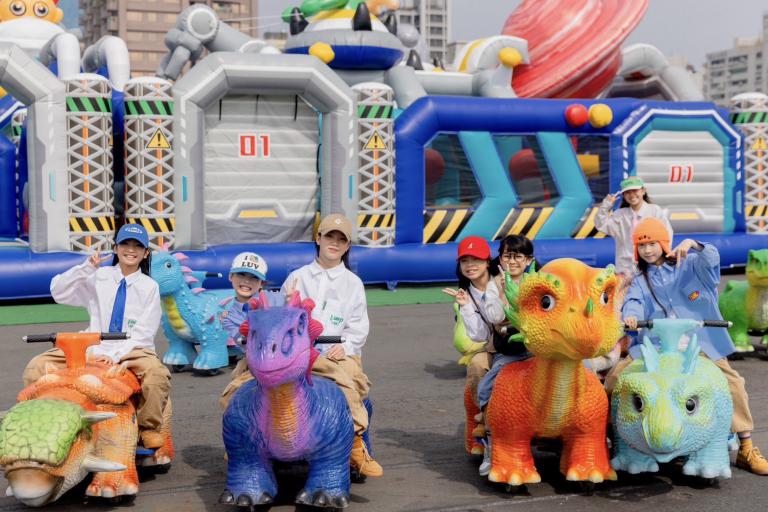 超人力霸王降臨港都 2026 高雄冬日遊樂園碼頭樂園熱鬧登場 6 20260130235918 46b1d409