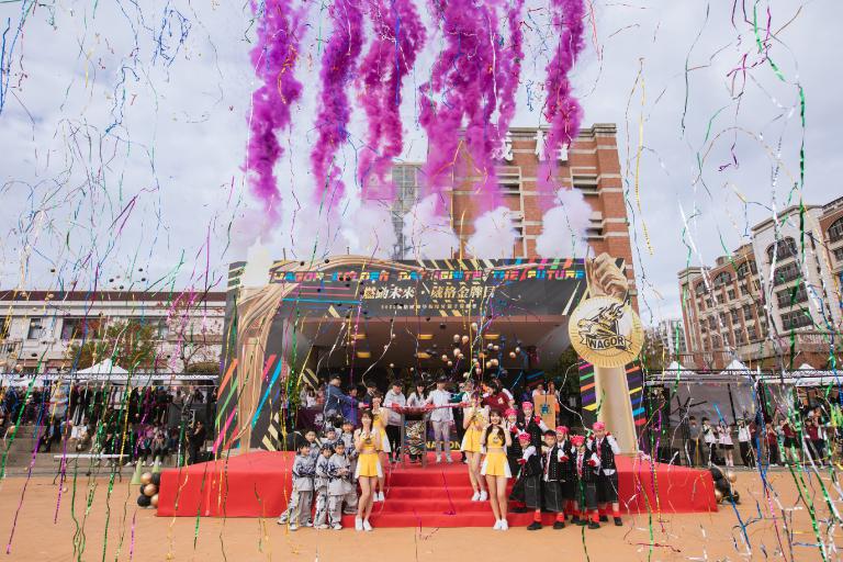 葳格尾牙運動會兄弟啦啦隊超吸睛 百萬摸彩美食名店開張嗨翻全場 7 20260201183546 d02eb88f