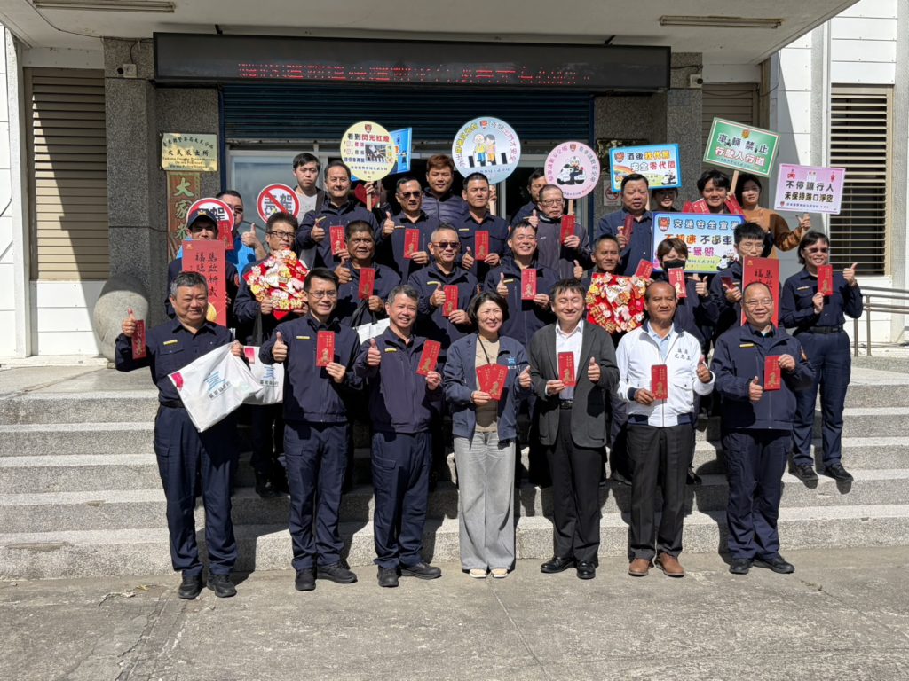 台東縣長饒慶鈴感謝大武警分局守護治安交通 2 S 500949025 0 1024x768 2