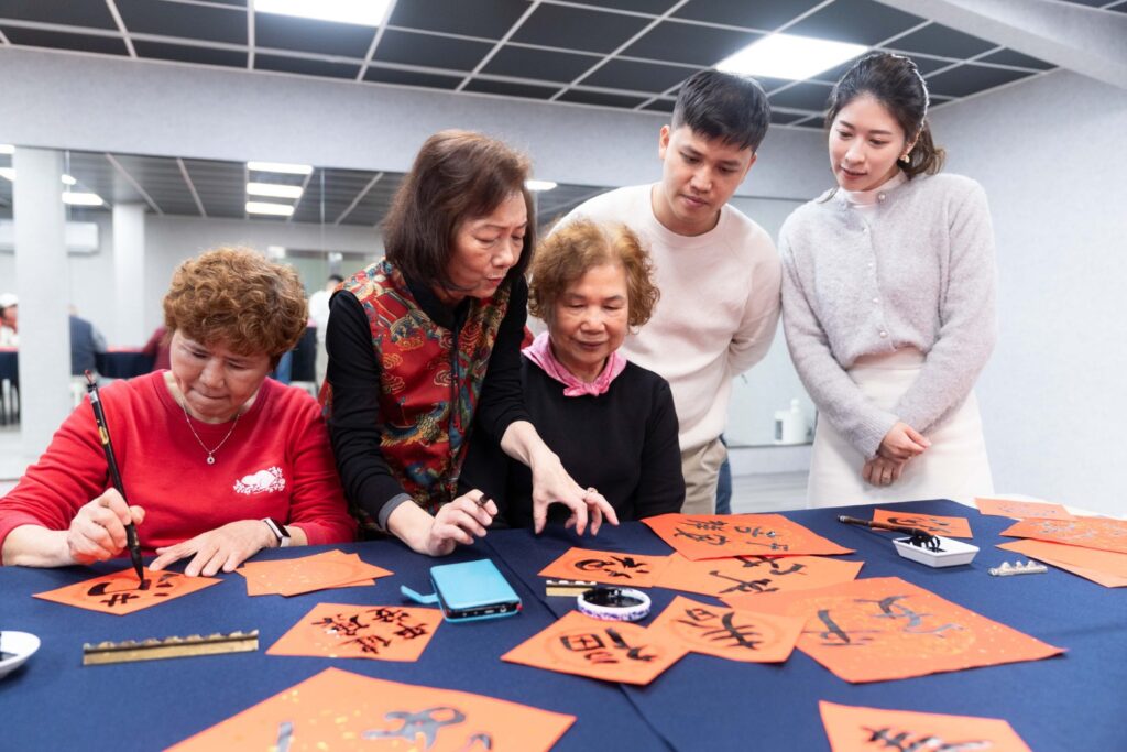 %E5%B7%A7%E7%9B%8A%E7%89%99%E9%86%AB%E5%B7%A7%E7%9B%8A%E7%89%99%E9%86%AB%E8%AA%8D%E7%82%BA%E7%85%A7%E9%A1%A7%E9%95%B7%E8%BC%A9%E4%B8%8D%E4%B8%80%E5%AE%9A%E5%BE%9E%E9%86%AB%E7%99%82%E9%96%8B%E5%A7%8B%E8%80%8C%E6%98%AF%E5%BE%9E%E9%99%AA%E4%BC%B4%E9%96%8B%E5%A7%8B%E6%9D%8E%E7%A7%89%E7%9B%9B%E9%99%A2%E9%95%B7%E5%8F%B3 0 1024x683 1