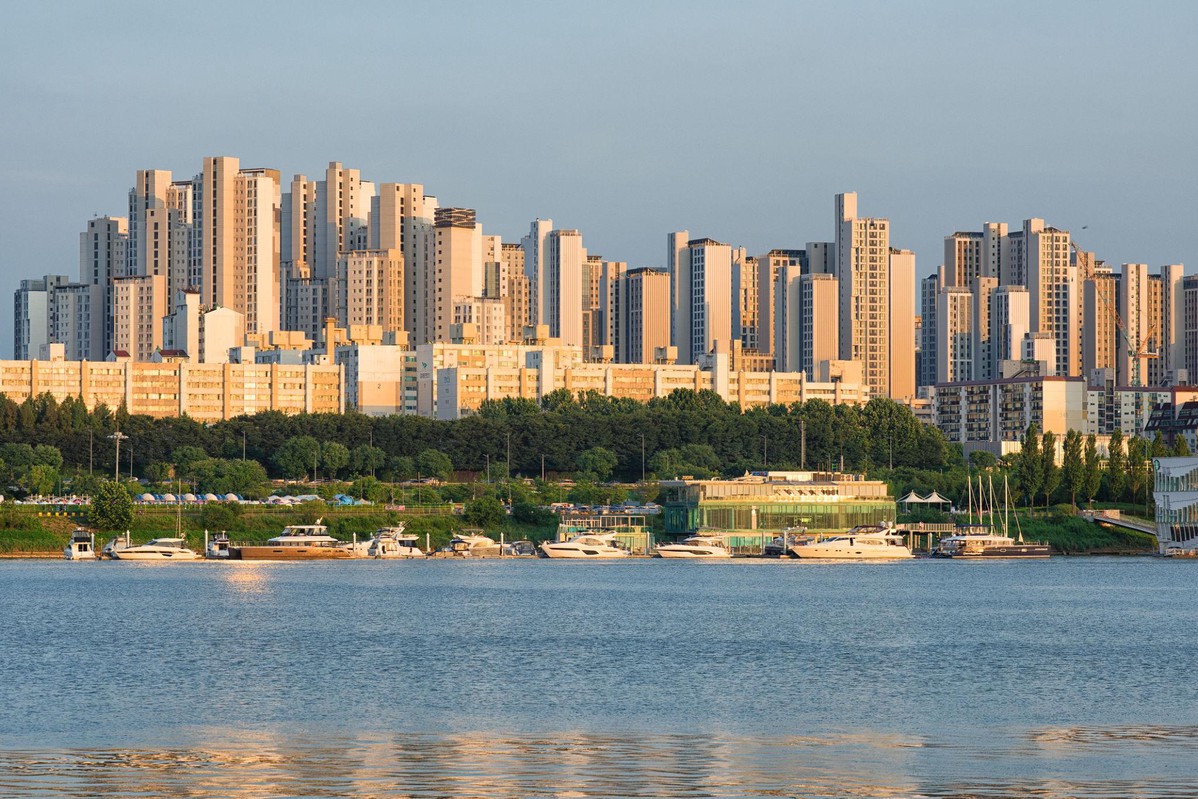 67a558bc 7a9d 4435 bac2 fedfa09d2b3d