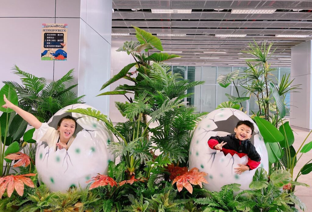 %E9%AB%98%E9%9B%84%E8%BB%8A%E7%AB%99%E6%96%B0%E9%AB%98%E5%9F%95%E6%89%93%E9%80%A0%E5%A4%A7%E5%9E%8B%E8%A3%9D%E7%BD%AE%E8%97%9D%E8%A1%93%E8%A6%AA%E5%AD%90%E4%BA%92%E5%8B%95%E6%BB%BF%E5%88%86%E9%82%80%E6%B0%91%E7%9C%BE%E4%BE%86%E9%AB%98%E9%9B%84%E5%85%B1%E4%BA%AB%E5%B0%88%E5%B1%AC%E5%B9%B4%E7%AF%80%E8%B5%B0%E6%98%A5%E5%9B%9E%E6%86%B6 1024x698 1