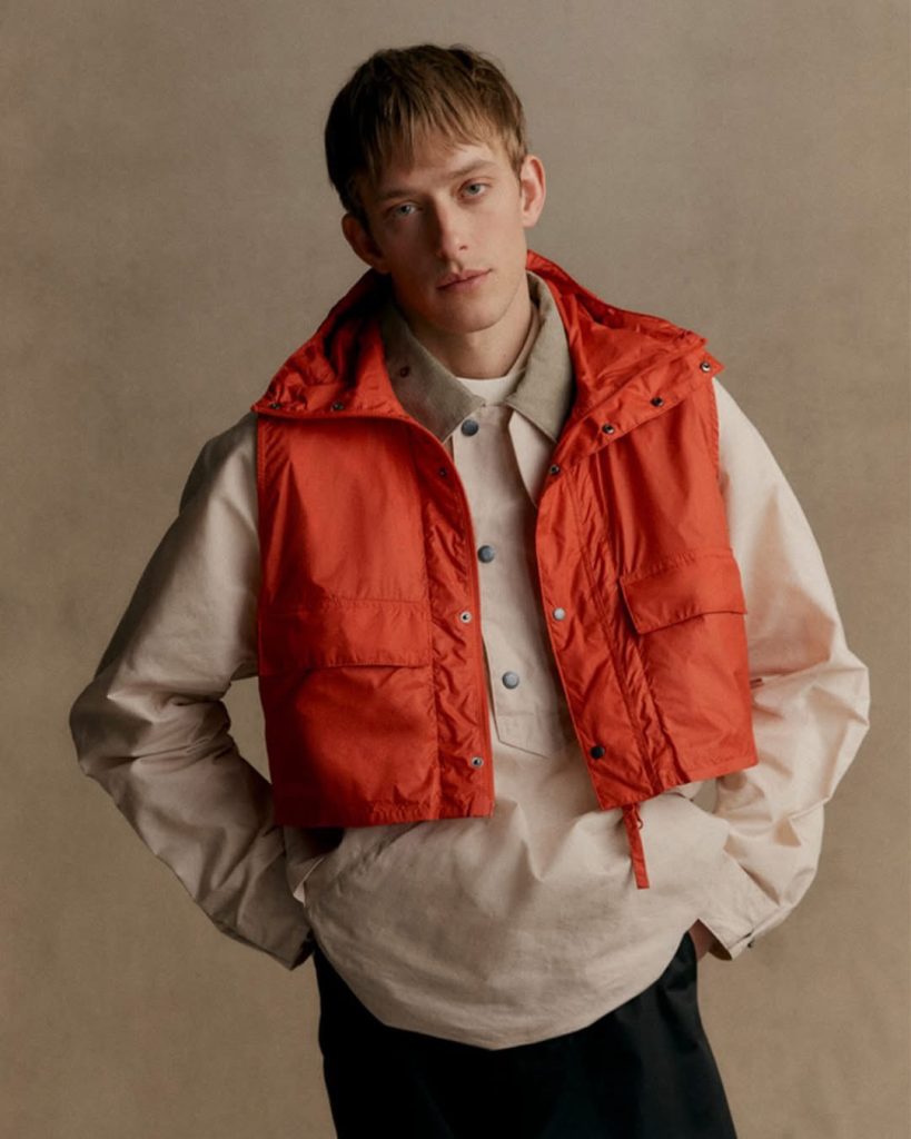 S 7659539 0 819x1024 1