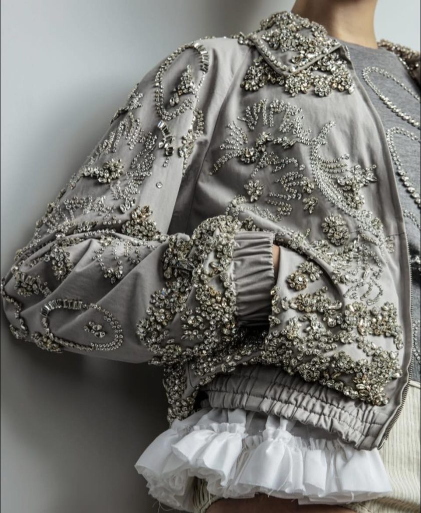 DVN 2026%E6%98%A5%E5%A4%8F%E5%A5%B3%E8%A3%9D00001 840x1024 1