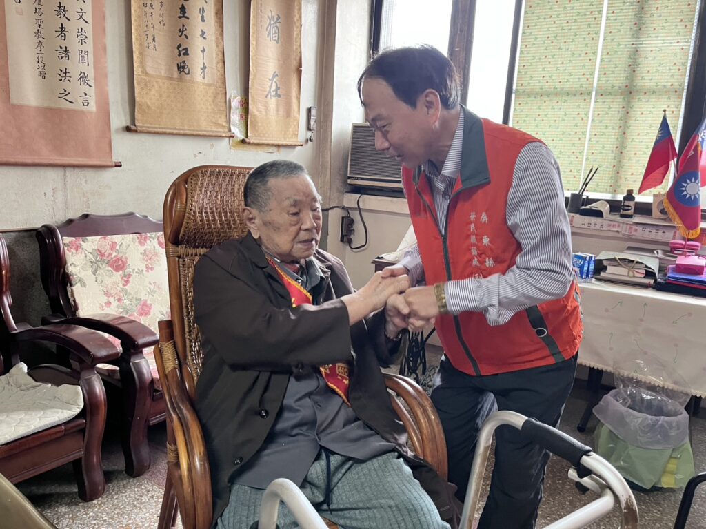 %E5%9C%96%E8%AA%AA2%E5%8A%89%E5%89%AF%E8%99%95%E9%95%B7%E8%88%87%E7%A7%A6%E4%BC%AF%E4%BC%AF%E5%95%8F%E5%AE%89 0 1024x768 1