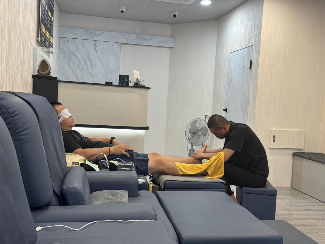 d4284227 b917 44c1 a39d 8bf113699b11