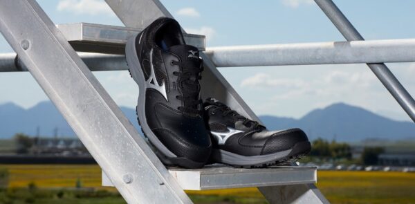 何止安全,還要帥、彈、耐——MIZUNO PRIME FIT LSⅢ 防護鞋,改寫專業配備美學 6 20260212173018 13 600x295 1