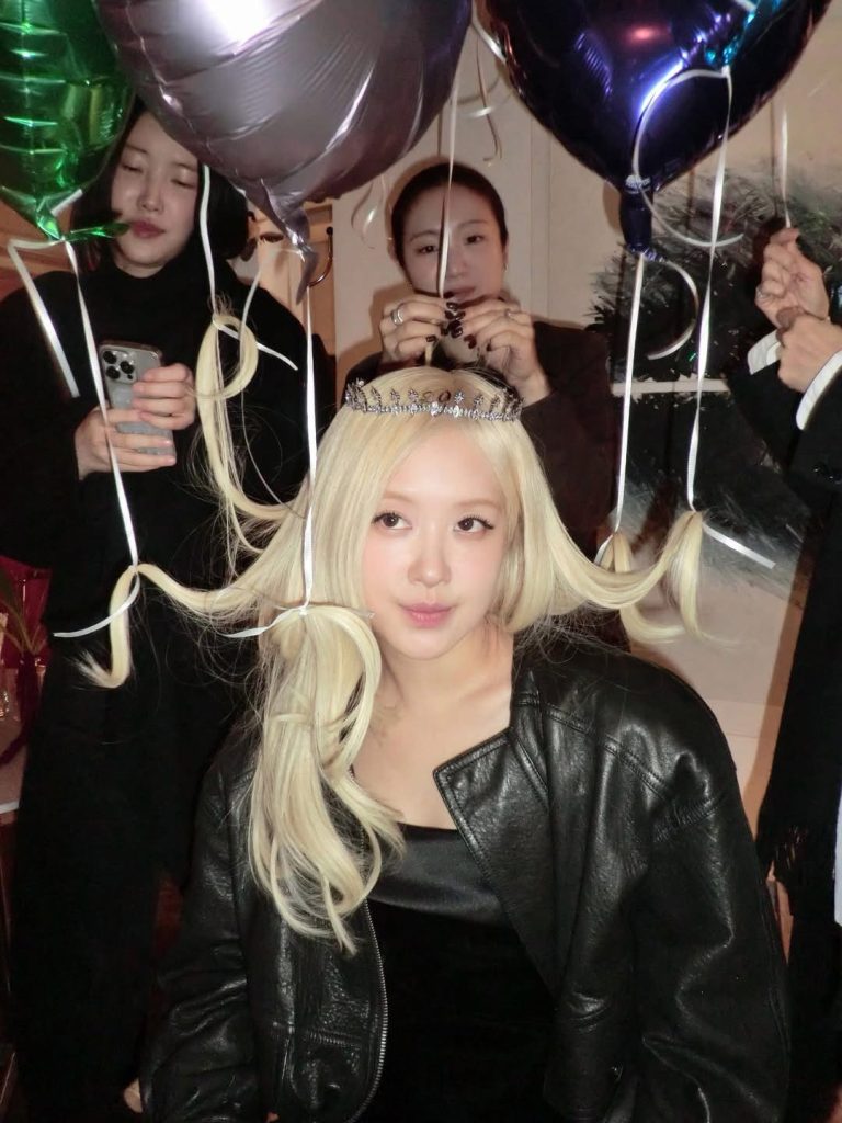 ROSE%E7%94%9F%E6%97%A5%E6%B4%BE%E5%B0%8D00002 768x1024 1