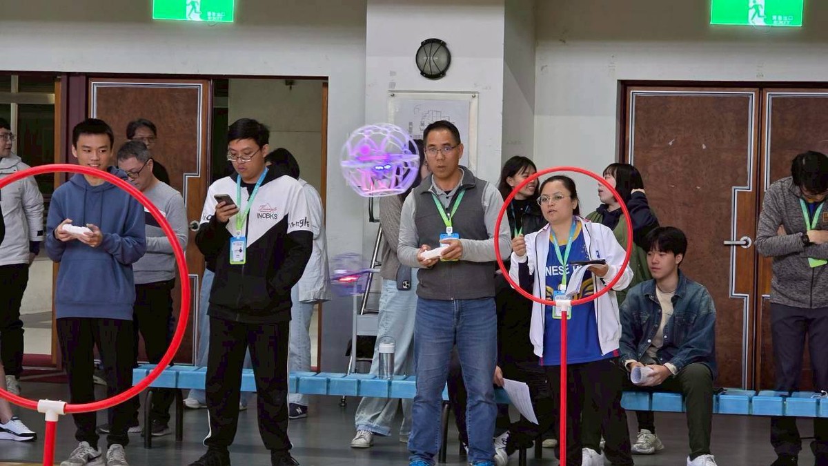 04261019 3572 4404 b2ff dc2a76ff73d1 177103851496479417402444175