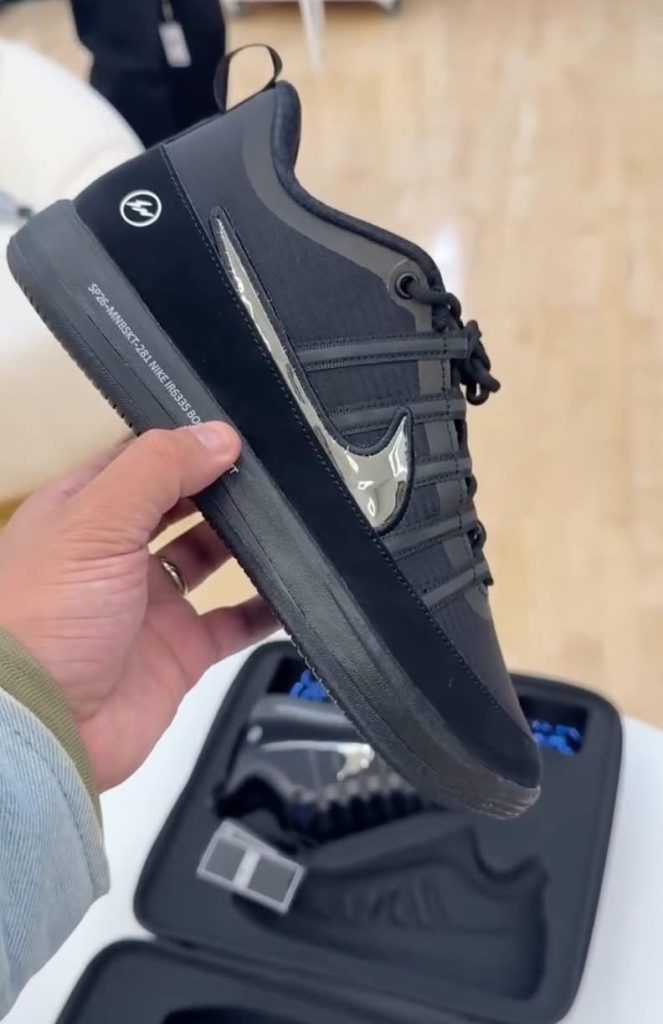 S 8503316 0 663x1024 1