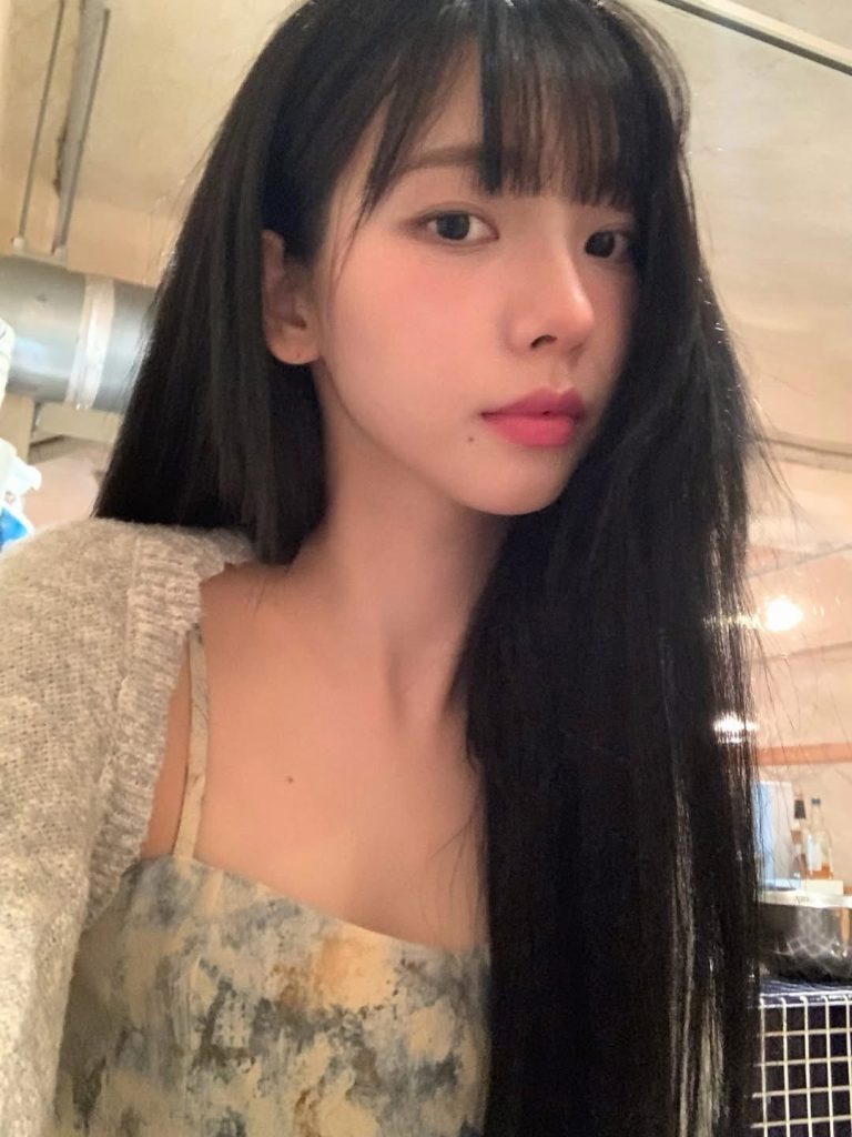 S 8880145 0 768x1024 1