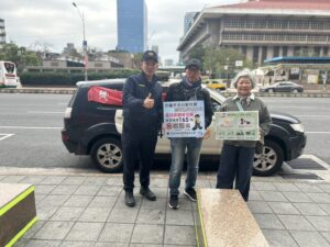 馬年新春不 馬 虎 中正一警進駐新光三越 宣導 酒後不上馬 識詐守荷包 7 %E4%B8%89 51 300x225 1