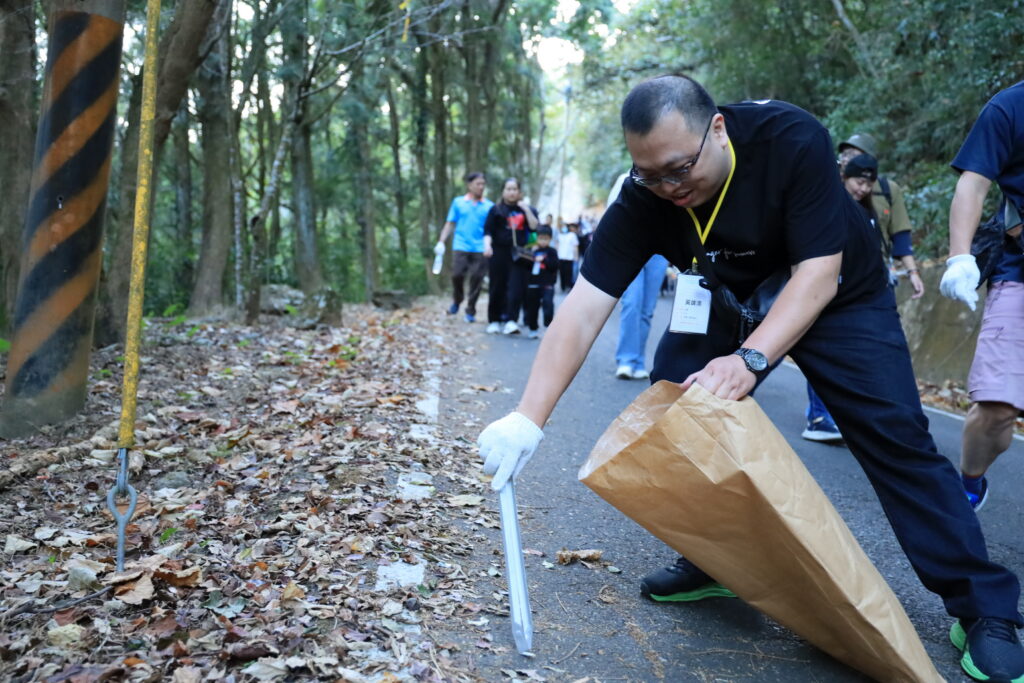 %E9%80%9A%E5%8A%9B%E6%B7%A8%E5%B1%B1%E6%B4%BB%E5%8B%95 1024x683 1