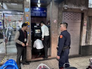 基四警年節期間護鈔 補鈔安全守護不打烊 12 1771647166894 300x225 1