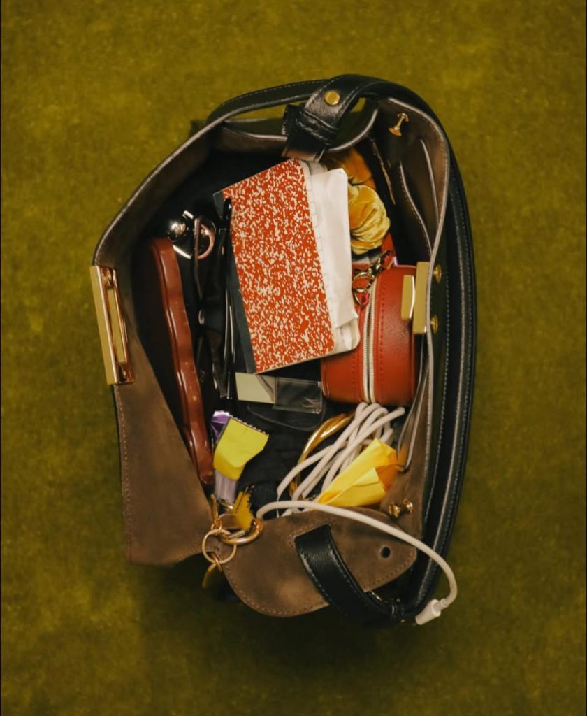 敞開真實的奢華 13 %E6%95%9E%E9%96%8B%E7%9C%9F%E5%AF%A6%E7%9A%84%E5%A5%A2%E8%8F%AF00006 840x1024 1