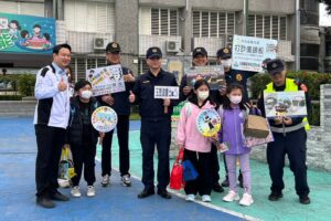玉里警長開學日率隊護童 強化校安與識詐反毒宣導 16 MEITU 20260223 161931093 300x200 1