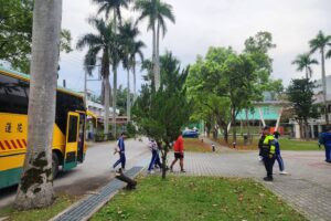 玉里警長開學日率隊護童 強化校安與識詐反毒宣導 20 MEITU 20260223 162222090 300x200 1