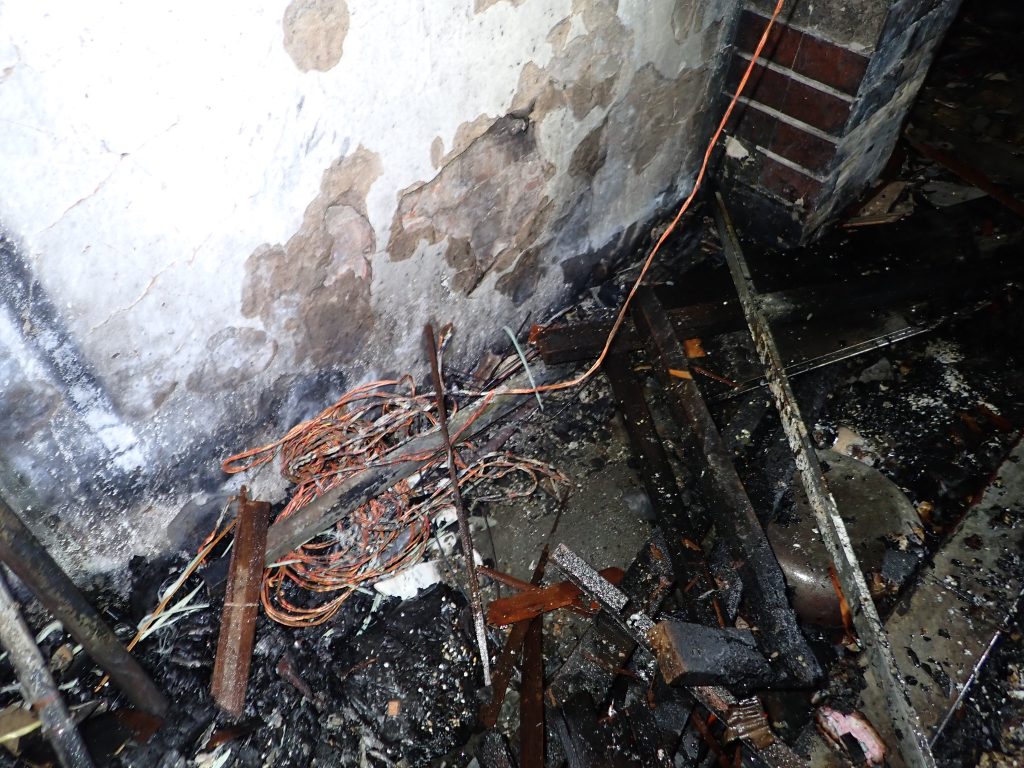 基隆電動車充電疑釀火警 延長線短路成主因 5 S 512761870 0 1024x768 1