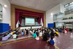 基警授課分享5招自我保護小細節 6 MEITU 20260225 103552515 300x200 2