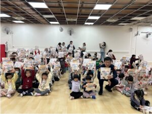 基警發 喔熊馬抵嘉 提燈 交通安全觀念向下扎根 8 1771995106335 300x225 1