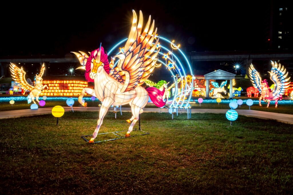 %E5%A4%A9%E9%A6%AC%E8%A1%8C%E7%A9%BA%E7%87%88%E5%8D%80 1 1024x683 1