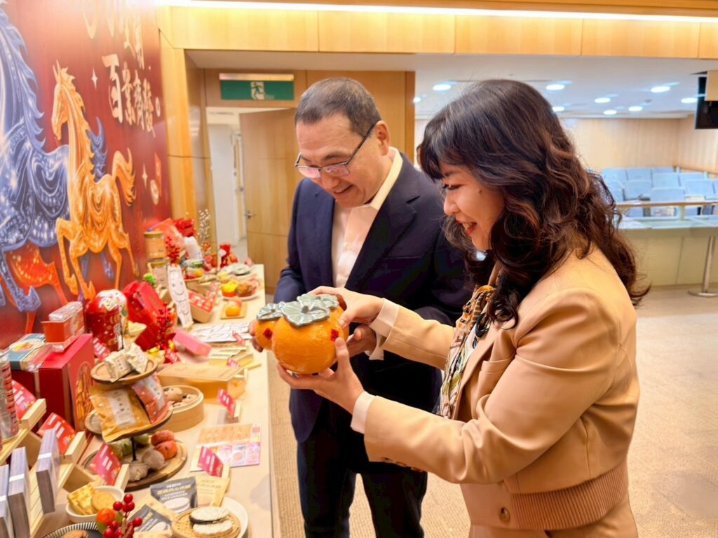 新北「微笑近山走3徑」 走訪深坑茶山古道,聽音樂品茶香 2 %E6%96%B0%E5%8C%97%E5%B8%82%E6%9C%89105%E8%99%95%E5%95%86%E5%9C%88%E5%B8%82%E5%A0%B4%E5%A4%9C%E5%B8%82%E8%A7%80%E5%85%89%E5%B7%A5%E5%BB%A0%E5%8F%8A%E9%9B%BB%E7%AB%B6%E5%9F%BA%E5%9C%B0%E7%B6%93%E7%99%BC%E5%B1%80%E9%95%B7%E5%90%91%E5%B8%82%E9%95%B7%E4%BB%8B%E7%B4%B9%E6%96%B0%E5%8C%97%E7%9A%84%E7%89%B9%E8%89%B2%E4%BC%B4%E6%89%8B%E7%A6%AE%E8%88%87%E5%B9%B4%E7%AF%80%E5%95%86%E5%93%81 1024x768 1