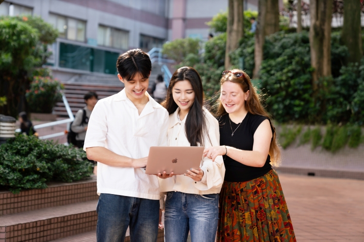 東吳奪最佳跨域力第一 51跨域課程不加負擔 5 %E5%9C%96%E4%BA%8C%E5%AD%B8%E7%94%9F%E5%B0%88%E6%A5%AD%E5%9F%BA%E7%A4%8E%E7%A9%A9%E5%9B%BA%E5%85%B7%E5%82%99%E8%B7%A8%E5%9F%9F%E6%95%B8%E4%BD%8D%E5%8D%B3%E6%88%B0%E5%8A%9B%E6%B7%B1%E7%8D%B2%E5%90%84%E7%95%8C%E8%82%AF%E5%AE%9A