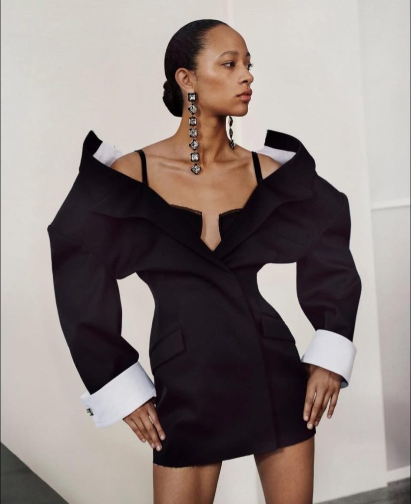 《時尚 究竟是親密,還是權力》 7 Givenchy00002 836x1024 1