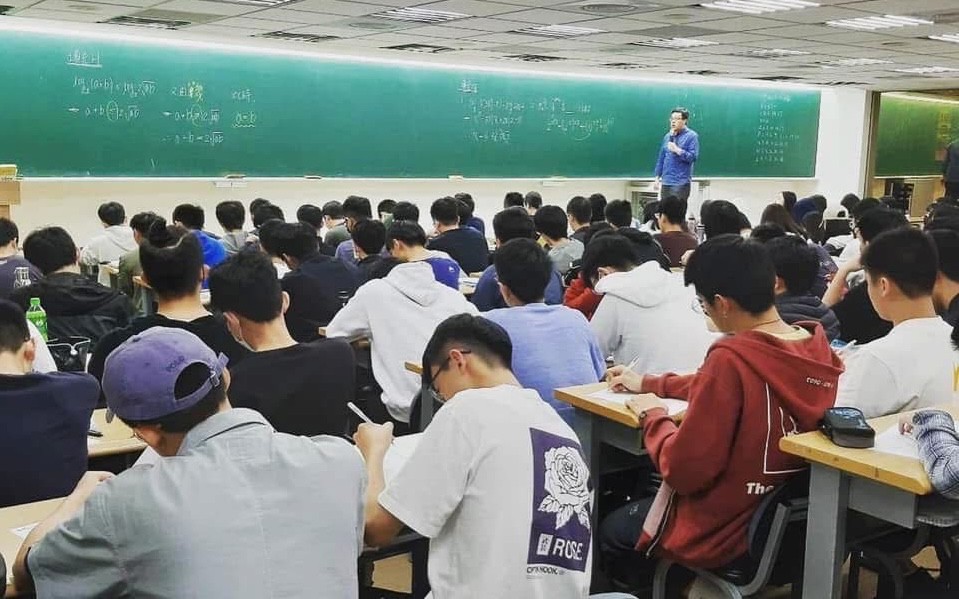 題海戰術已過時? 升學數學更重觀念整合與思考力 5 3f7530d0 f945 4aeb 9780 42db27fe5669