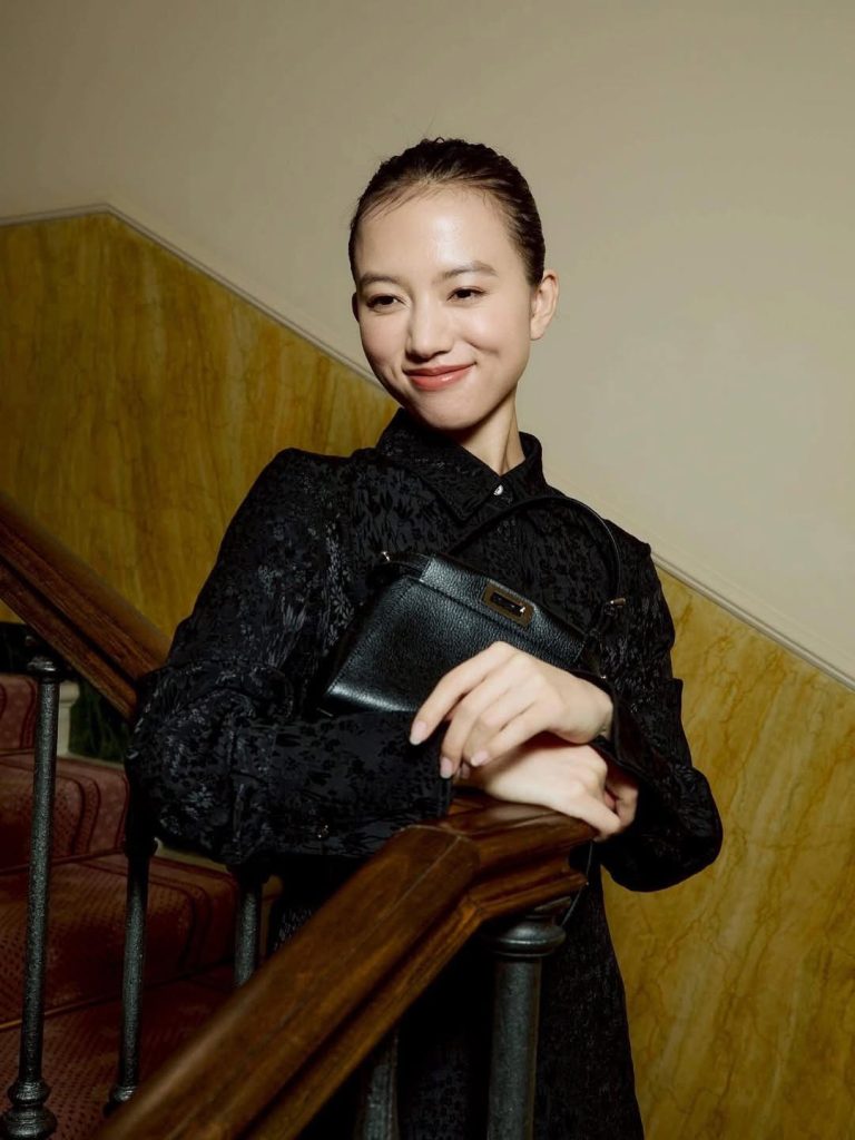 S 9625620 0 768x1024 1