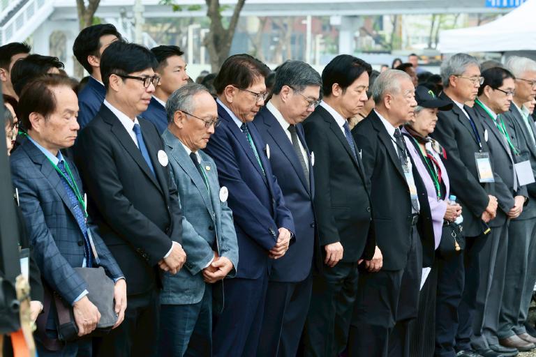 賴總統出席二二八事件紀念儀式 勇敢台灣人撥開威權讓陽光照亮島嶼 5 20260228202854 5614da69