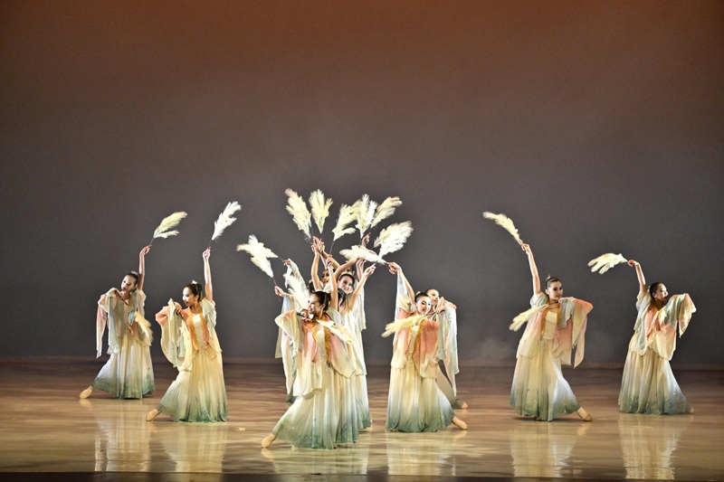 98635360 d806 4a18 aabb 3731f29ca6ea