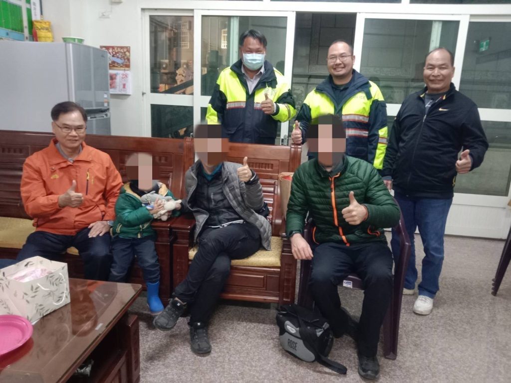 法國一家三口單車環島遇困 龍津警暖心協助住宿 3 S 515350570 0 1024x768 1