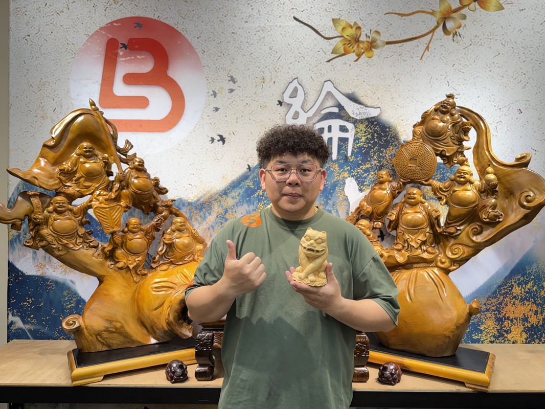 d93f0fc1 8e78 45aa 8382 602e8b343d34 177251471613851551207399994