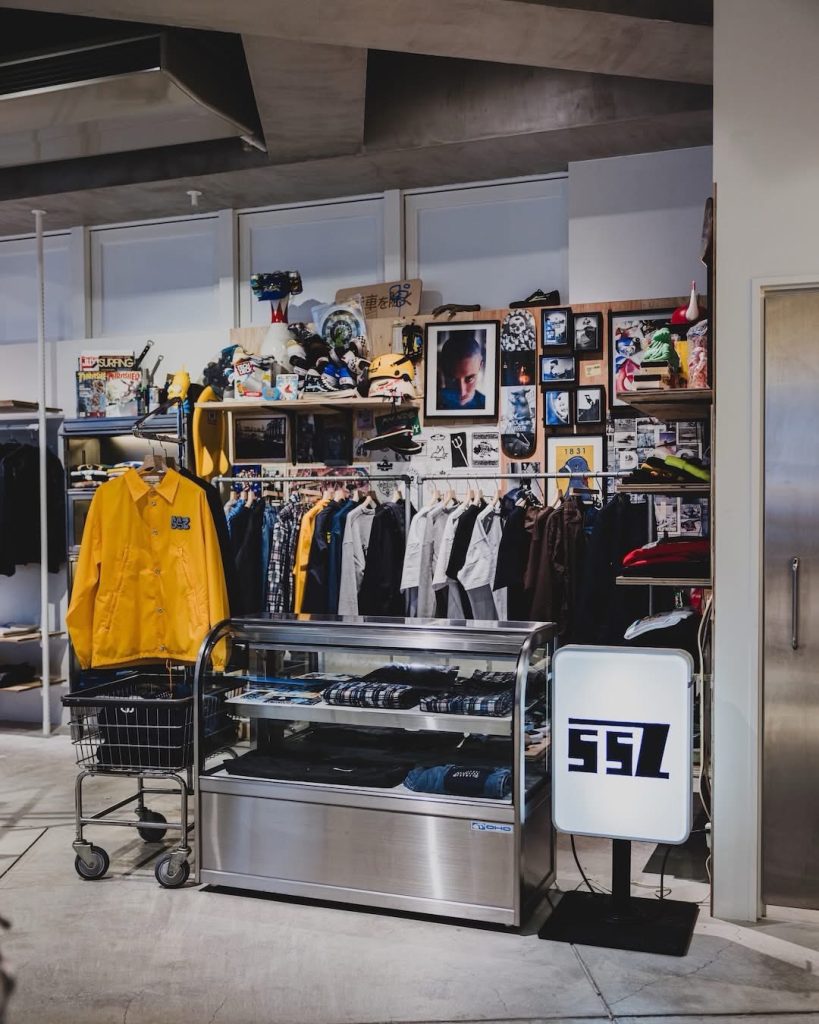 S 9797645 0 819x1024 1