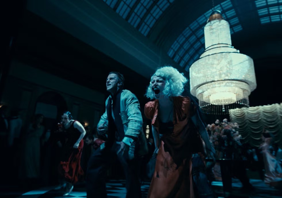 影壇震撼彈!瑪姬葛倫霍新作《科學新娘!》翻轉經典 打造1930年代狂野亡命鴛鴦 5 S 9814023 0