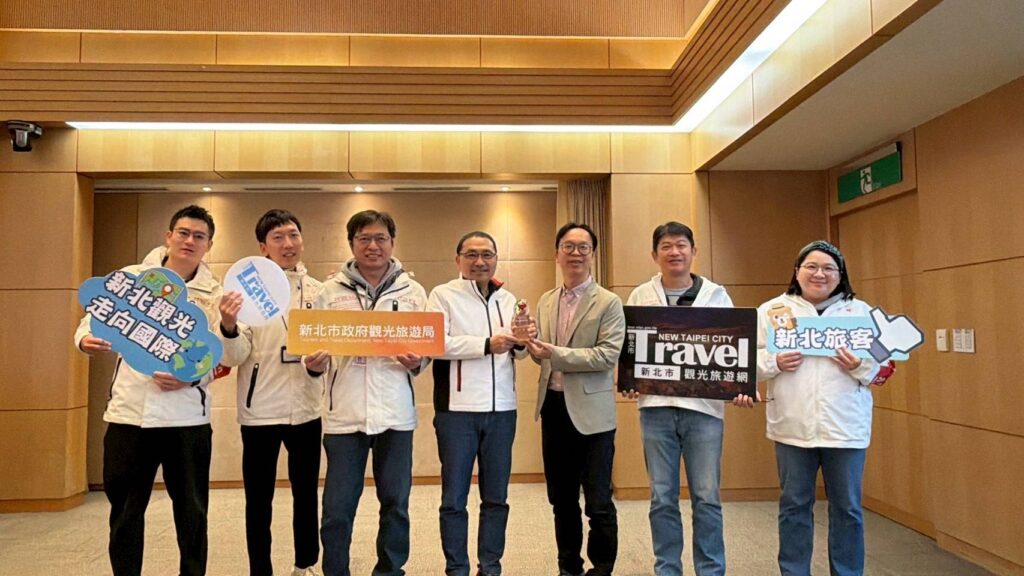 新北旅宿管理考核勇奪特優 依法行政守護大家住宿安全 2 %E6%96%B0%E5%8C%97%E6%97%85%E5%AE%BF%E7%AE%A1%E7%90%86%E7%B8%BE%E6%95%88%E5%8B%87%E5%A5%AA%E7%89%B9%E5%84%AA%E4%BE%AF%E5%8F%8B%E5%AE%9C%E5%B8%82%E9%95%B7%E5%8B%89%E5%8B%B5%E5%90%8C%E4%BB%81%E5%86%8D%E6%8E%A5%E5%86%8D%E5%8E%B2%E5%B8%B6%E5%8B%95%E6%96%B0%E5%8C%97%E8%A7%80%E5%85%89%E7%AB%B6%E7%88%AD%E5%8A%9B 1024x576 1