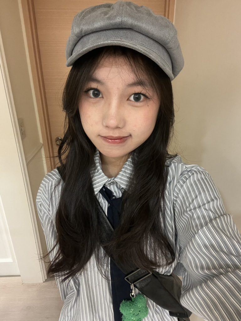 S 516472842 768x1024 1