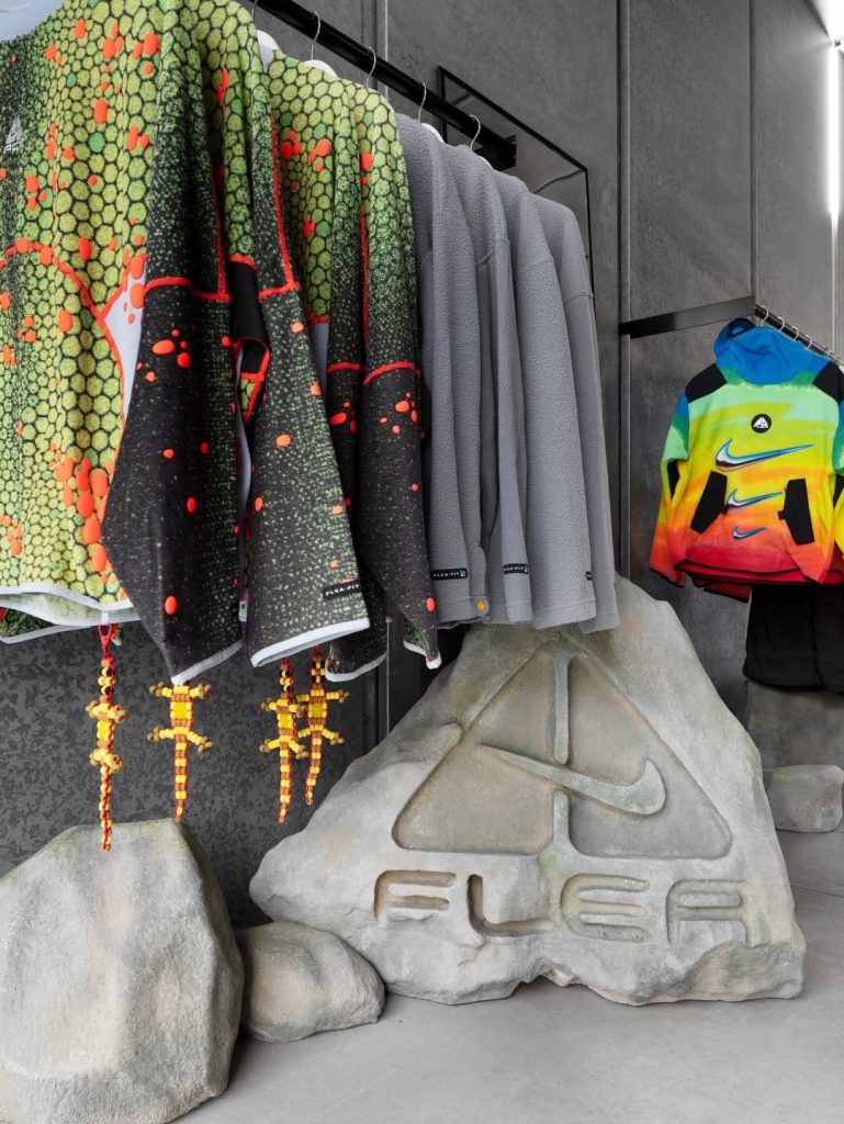 S 9863207 0 769x1024 1