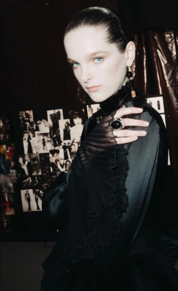 Roberto Cavalli fw2600001 625x1024 1